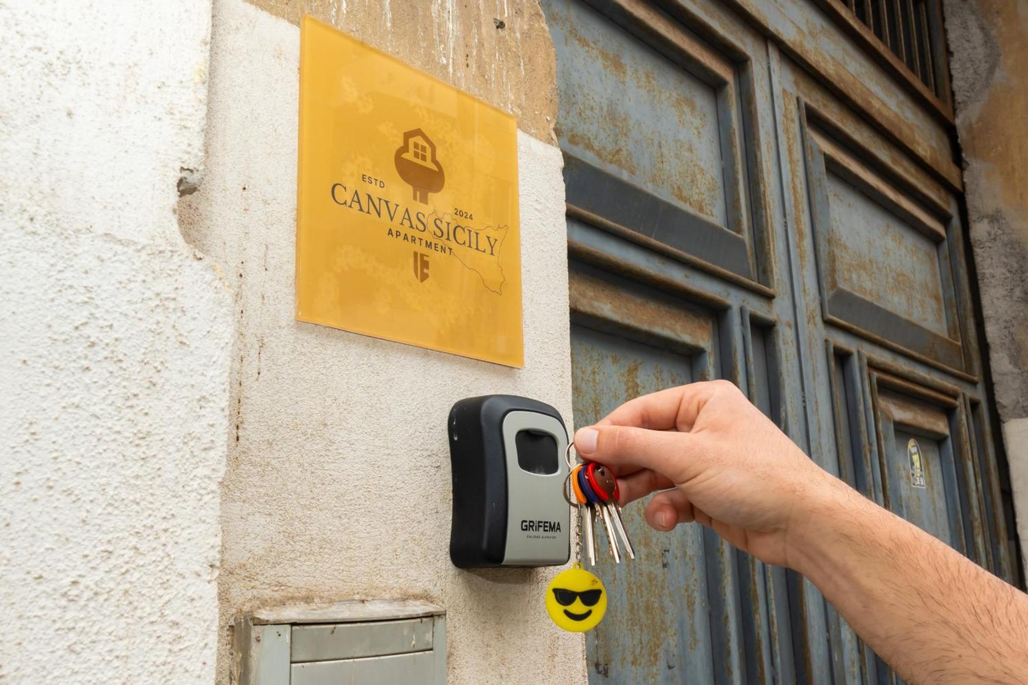 Canvas Sicily Apartment CTA Exterior photo